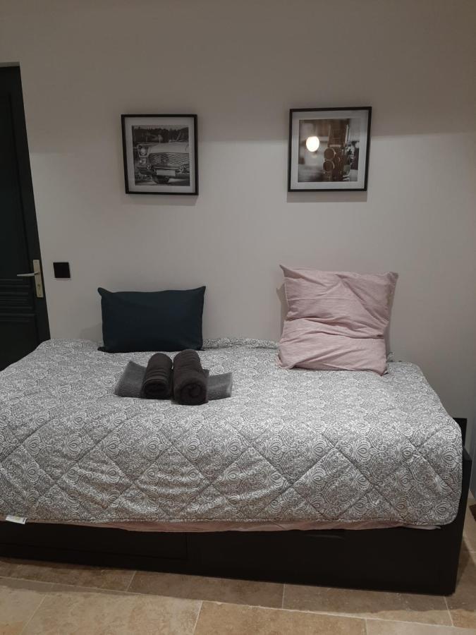 La Studette Du Theatre Apartment Boulogne-Billancourt Luaran gambar